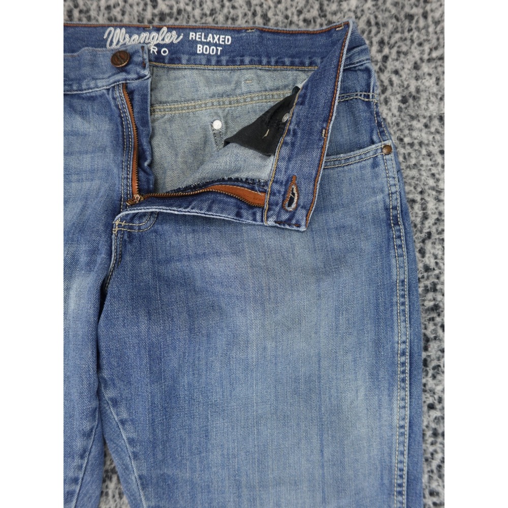 Wrangler Retro‎ Relaxed Boot Mens 33x34 Blue Medium Wash Denim Jeans 88MWZMS - Picture 3 of 14